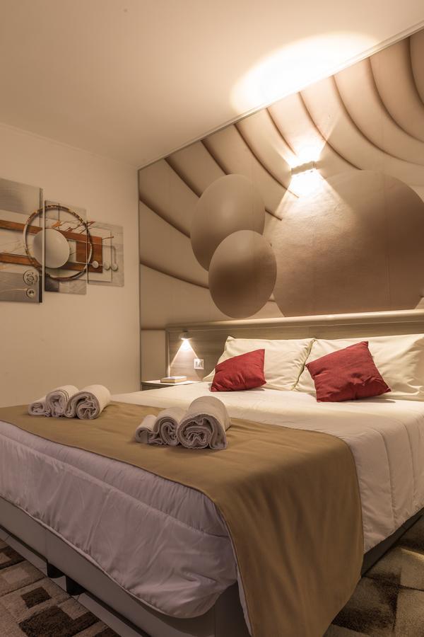 La Piazzetta Guest House Olbia Bagian luar foto