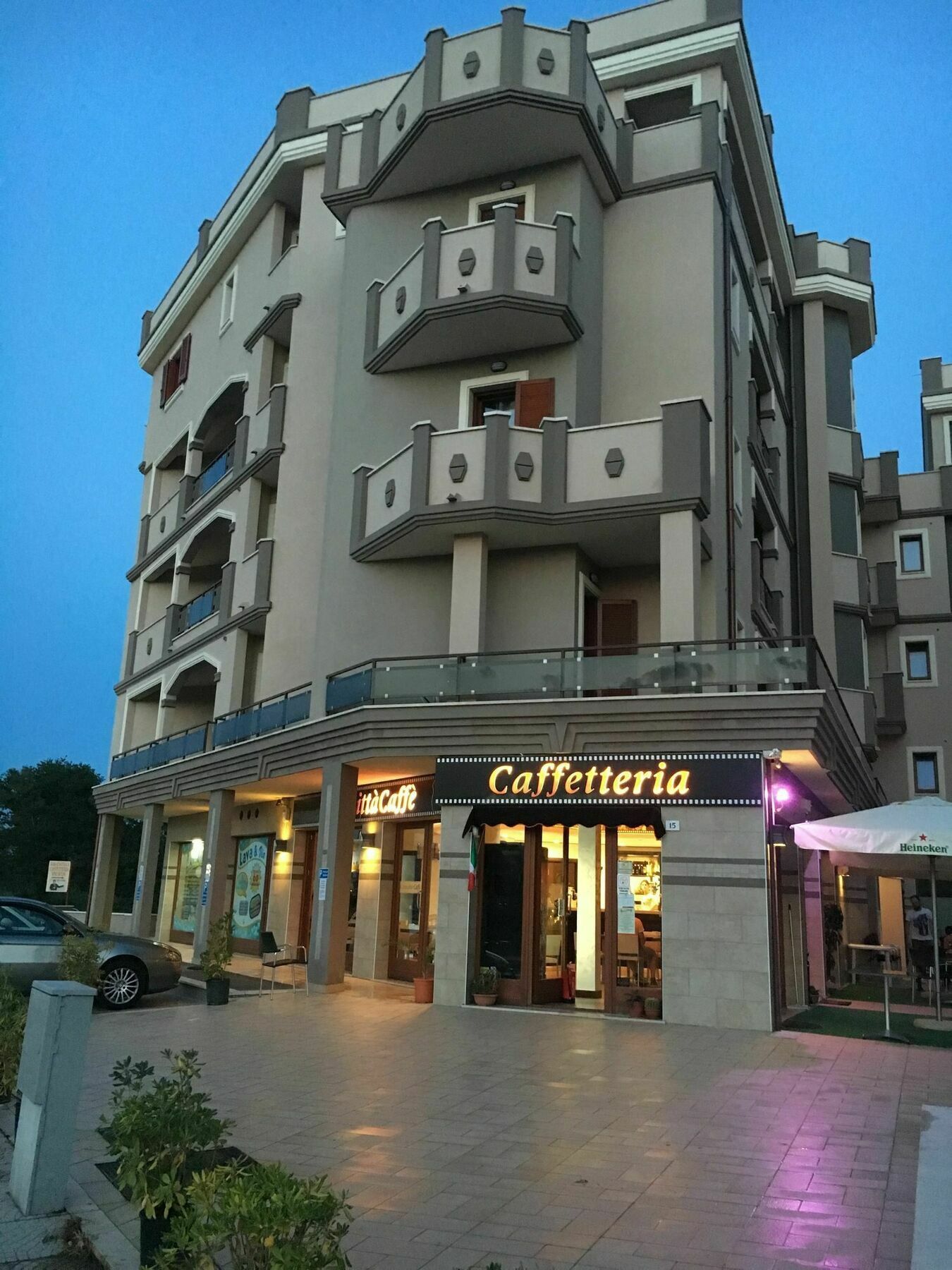 La Piazzetta Guest House Olbia Bagian luar foto